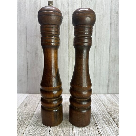 Vtg Dark Brown Wooden Salt & Pepper Shaker Mill Grinder Japan 10" Set of 2 MCM - Picture 1 of 10
